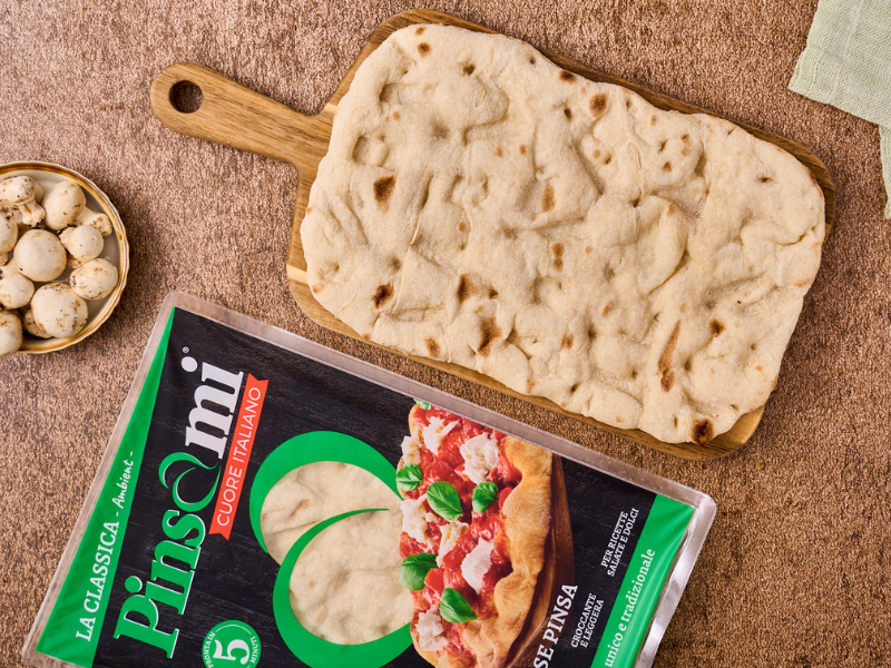 Base pinsa con arrosto di tacchino e funghi